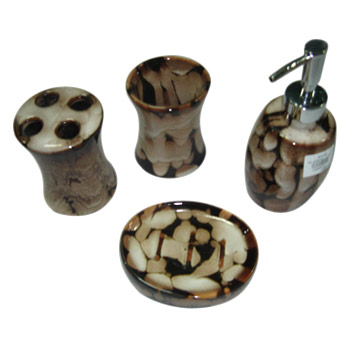  Ceramic Lotion and Soap Dispensers (Céramique Lotion et distributeurs de savon)