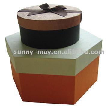  Gift Boxes (Les coffrets cadeaux)