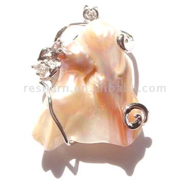 Pearl Pendant (Pearl Pendant)