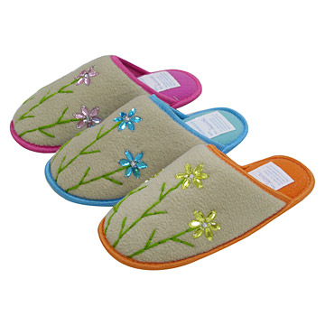  Ladies` Slippers (Chaussons Ladies `)