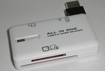  USB 2.0 All In 1 Card Reader (USB 2.0 все в 1 Card Reader)