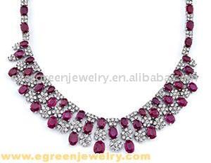 Ruby mit Diamond K Gold Necklace (Ruby mit Diamond K Gold Necklace)