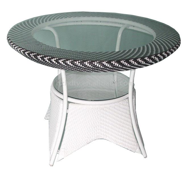  Outdoor Table (Outdoor Table)