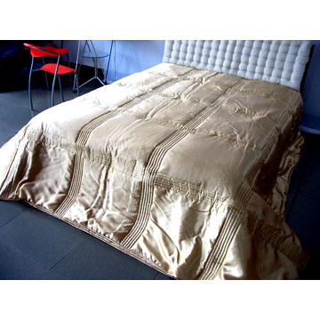  Quilted Satin Bedspread