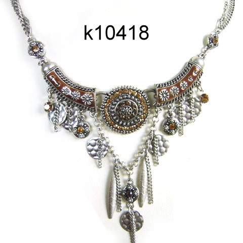  Necklace (Колье)