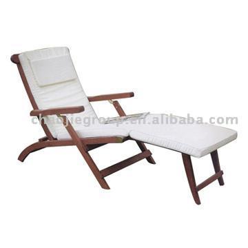  Folding Chair (Chaise pliante)