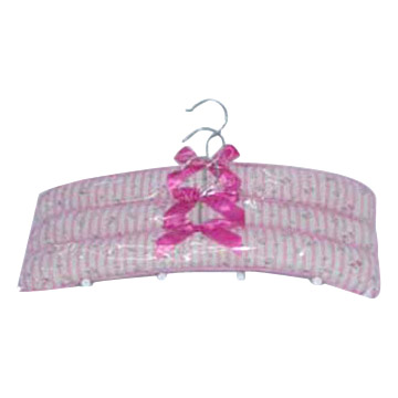  S/3 Pink Hangers (S / 3 Cintres Pink)