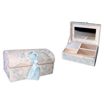  Vaulted Jewelry Box with Music ( Vaulted Jewelry Box with Music)