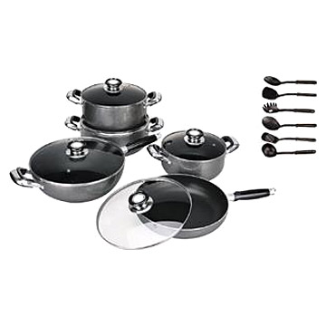  16-Piece Cookware Set (16 pièces Batterie de cuisine)