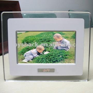  7.0" Digital Photo Frame with Media Player (7.0 "Digital Photo Frame avec Media Player)