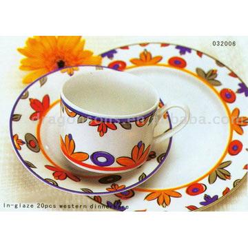  Porcelain Dinnerware (Vaisselle de porcelaine)