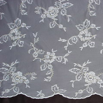  Flower Pattern Embroidered Mesh Fabric (Motif brodé de fleurs en tissu Mesh)