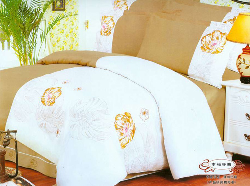  Embroidered Bedding Set (Literie brodée Set)