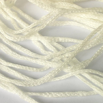  Lily Yarn (Lily Yarn)