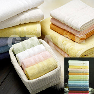  Piece Dyed Towel (Teints en pièce de serviettes de bain)