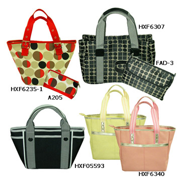  Ladies` Handbags (Sacs à main pour dames)