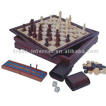  Chess Game (Шахматная игра)