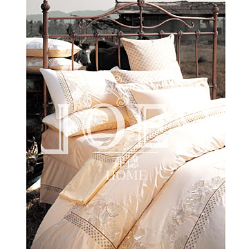  Embroidered Bedding Set ( Embroidered Bedding Set)