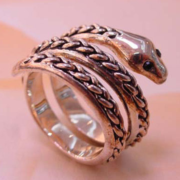  Snake Twisted Enamel Ring (Twisted Snake Enamel Ring)