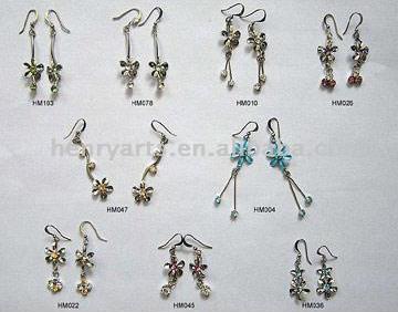  Metal Earrings (Boucles d`oreilles en métal)