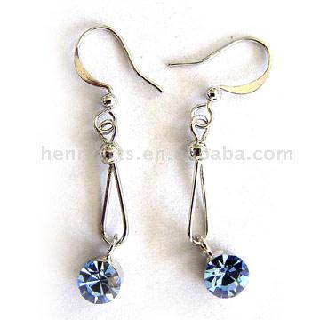  Metal Earrings (Boucles d`oreilles en métal)