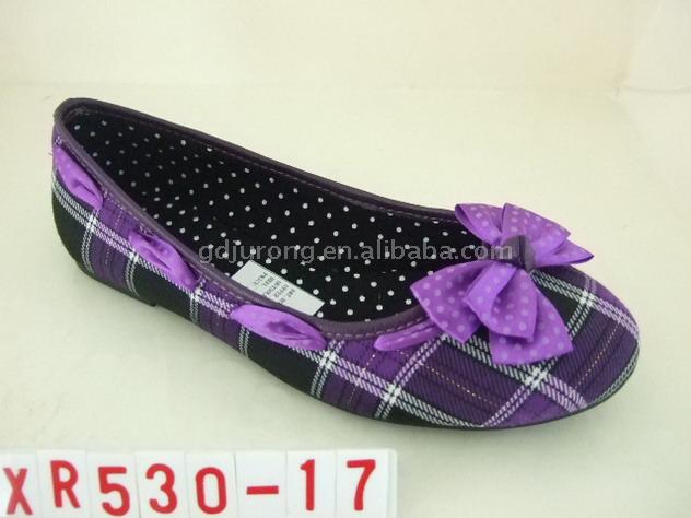  Ladies` Slippers (Chaussons Ladies `)