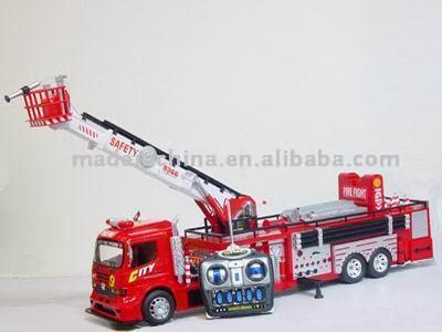 radio controlled fire engine with working hose