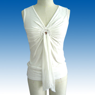  Women`s Knitted Top with Wrinkles (Women`s Strick-Top mit Falten)