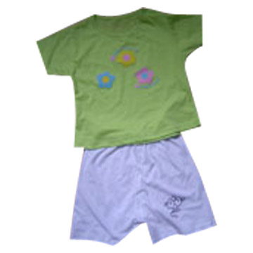 Children`s Sportswear (Children`s Sportswear)