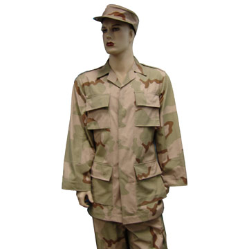  Military Uniform (Uniforme militaire)