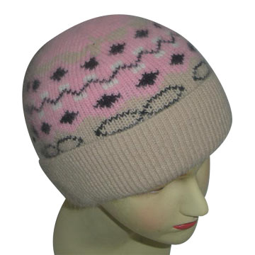  Thick Knitted Hat ()