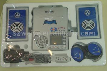 Cassette Player (Магнитофон)