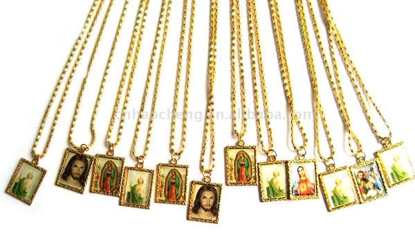  Religious Necklace (Religiöse Halskette)