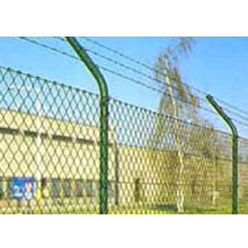  Wire Mesh Fence (Maschendrahtzaun)