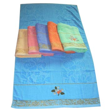  Velvet Jacquard Towel with Embroidery and Golden Border ( Velvet Jacquard Towel with Embroidery and Golden Border)