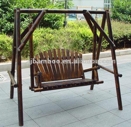  Wooden Chair (Деревянные стулья)