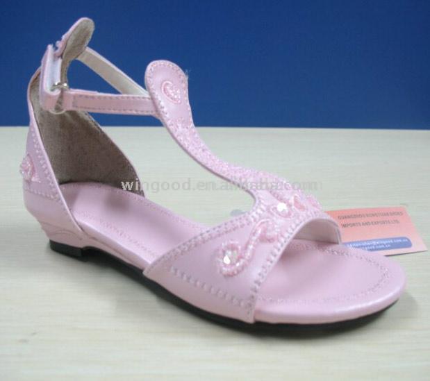  Children`s Sandals (Sandales pour enfants)