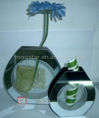  Glass Vase (Vase en verre)