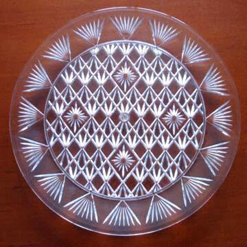  Crystal Plastic Round Tray (With Diamond Cut Design) (Crystal Plastic Tourtières (Avec Diamond Cut Design))