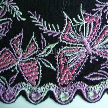  Embroidered Lace (Brodé dentelle)