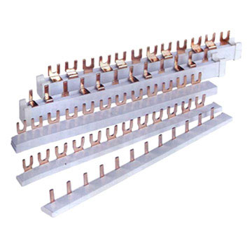  Busbar Connection (Jeu de barres de connexion)