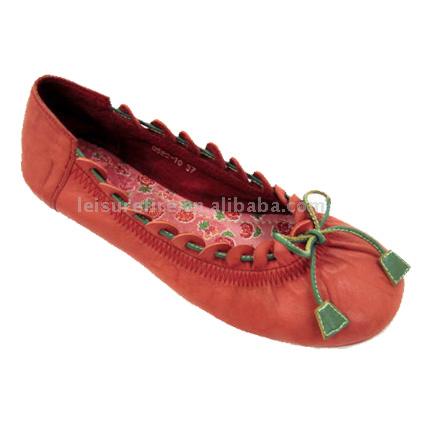  Women`s Casual Shoe ()