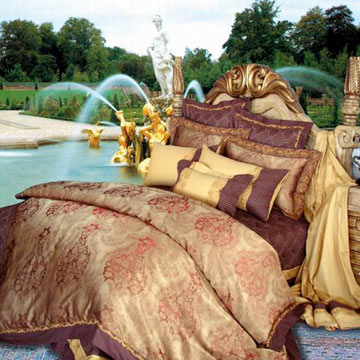  8pc Jacquard and Embroidered Bedding Set ( 8pc Jacquard and Embroidered Bedding Set)