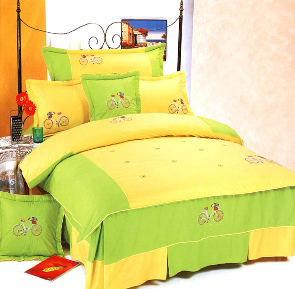  Children`s 4pc Embroidered Bedding Set (Children`s 4pc literie brodée Set)