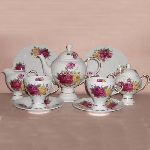  Porcelain Plates (Assiettes de porcelaine)