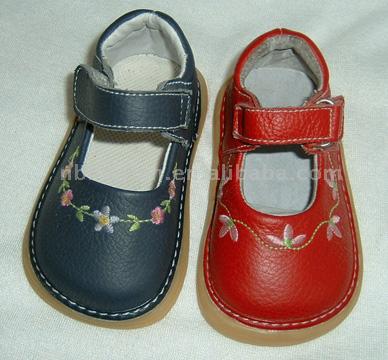  Baby Squeaky Shoes ( Baby Squeaky Shoes)