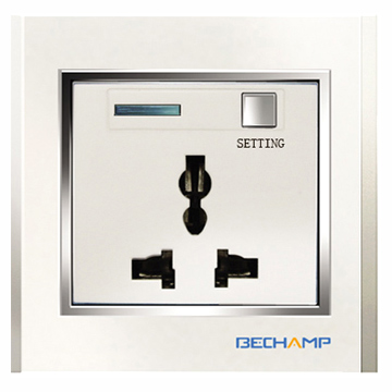  Multifunctional Intelligent Socket (Multifonctionnels intelligents Socket)