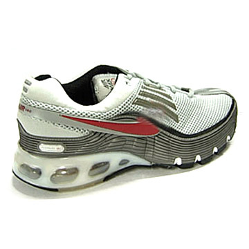  Sports Shoes ( Sports Shoes)