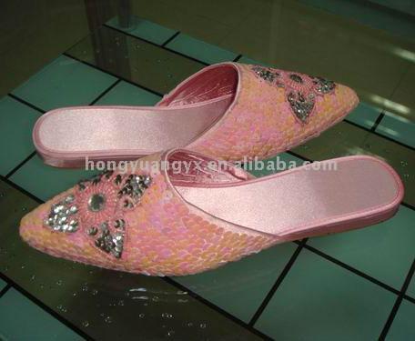  Beaded Slipper (Beaded Slipper)