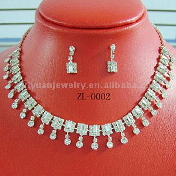  Crystal Necklace (Collier)